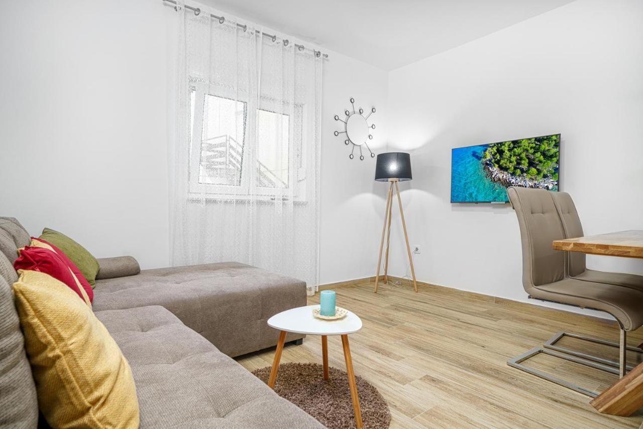 Apartments Vesna Vodice Extérieur photo